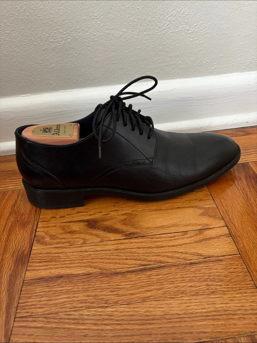 Cole Haan Oxford Shoes - size 10M